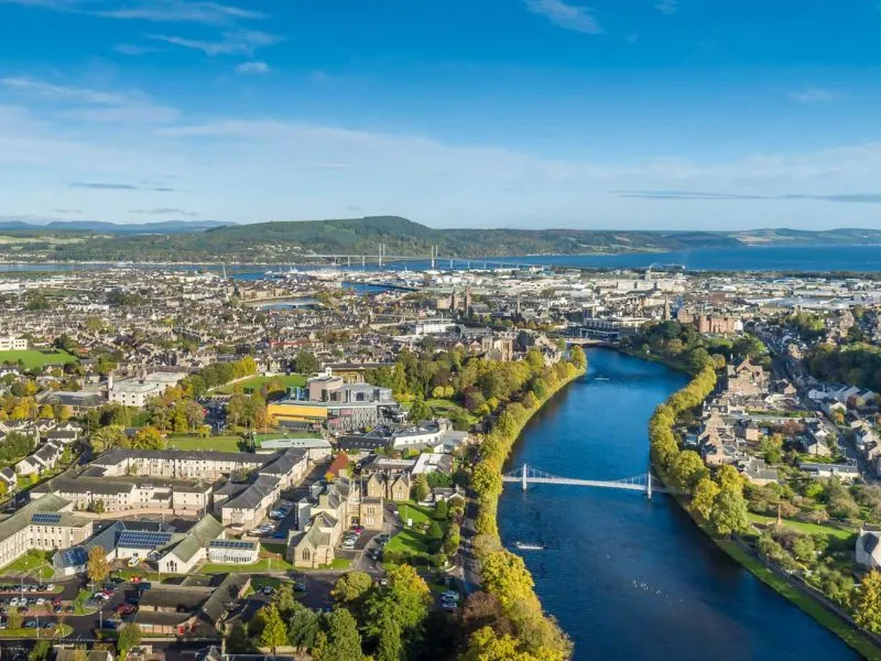 Thiên nhiên hoang sơ và hùng vĩ của vùng cao nguyên