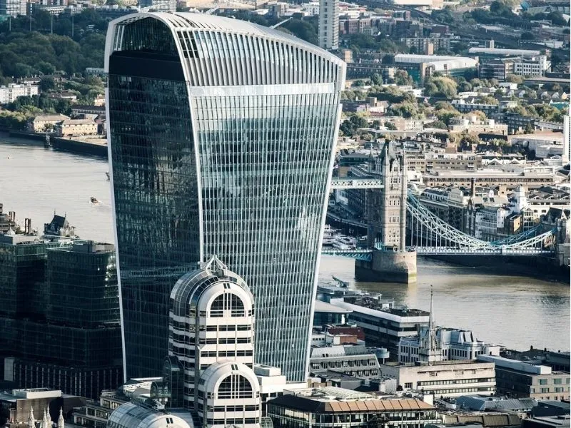 tòa nhà The Walkie-Talkie sông Thames