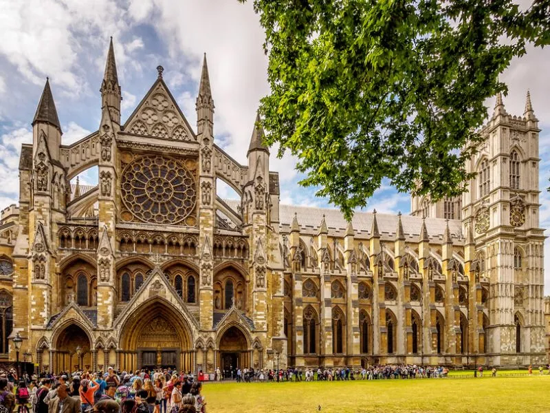 Cung điện Westminster phong cách Gothic Revival