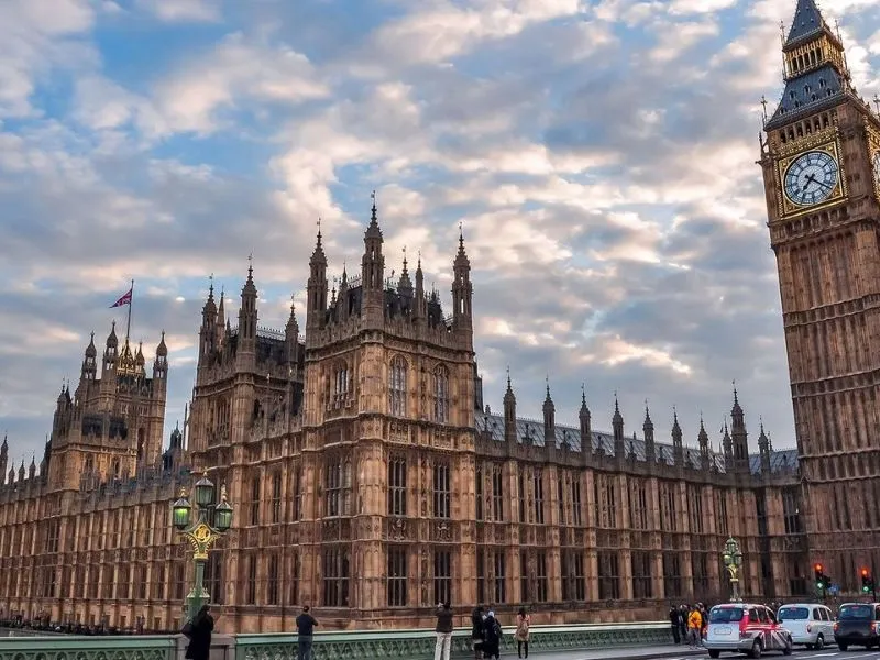 Kiến trúc đặc trưng 