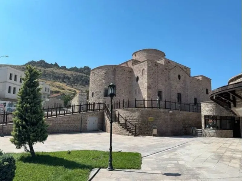 Nhà thờ St. Helena