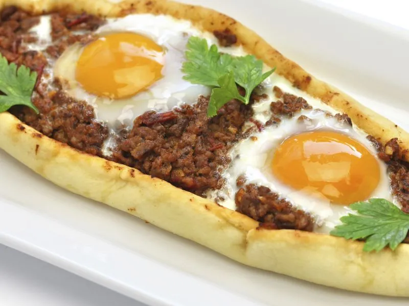 Yumurtalı pide