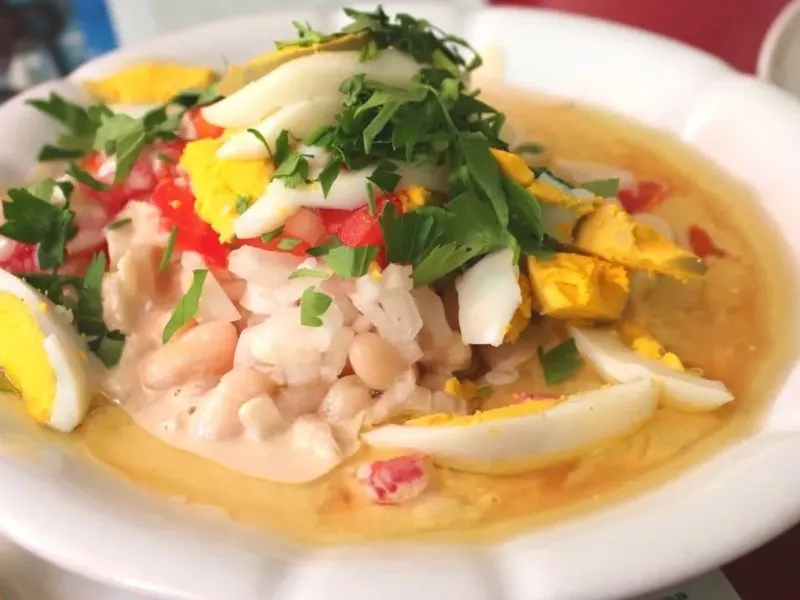 Piyaz - Món salad đậu đặc trưng tại Antalya