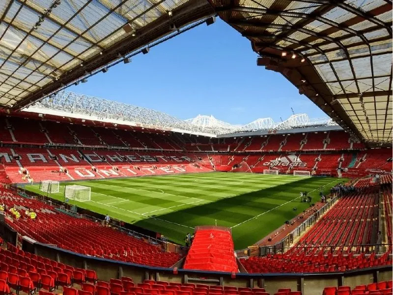Sân vận động Old Trafford - Nơi niềm đam mê sân cỏ được hiện thực