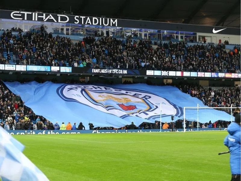 Khán đài sân Etihad