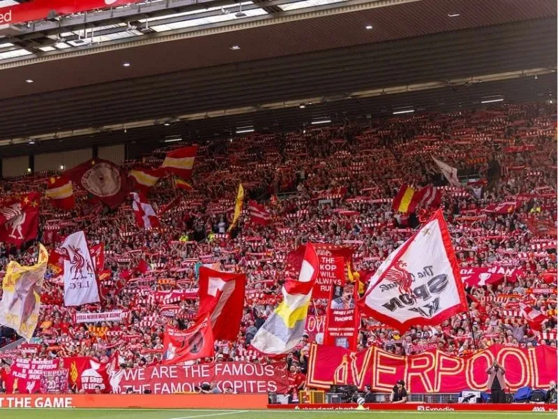 Khán đài The Kop