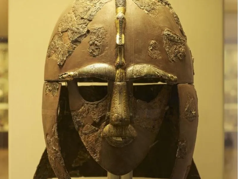 Mũ bảo hiểm Viking tinh xảo