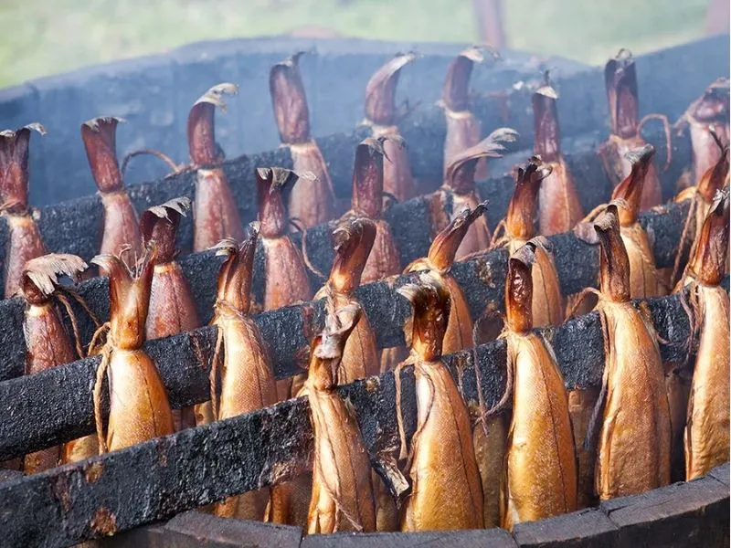Arbroath Smokie, món cá haddock hun khói đậm đà hương vị biển