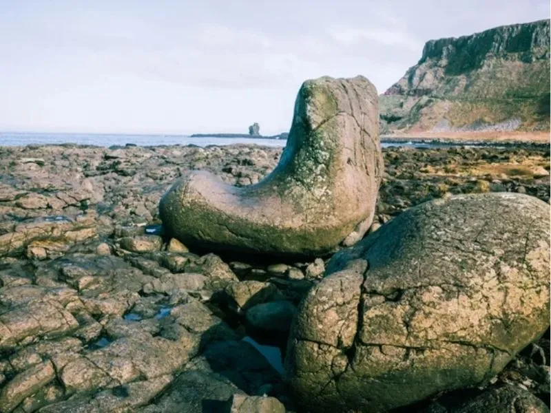 Giant’s Boot tại Giant’s Causeway