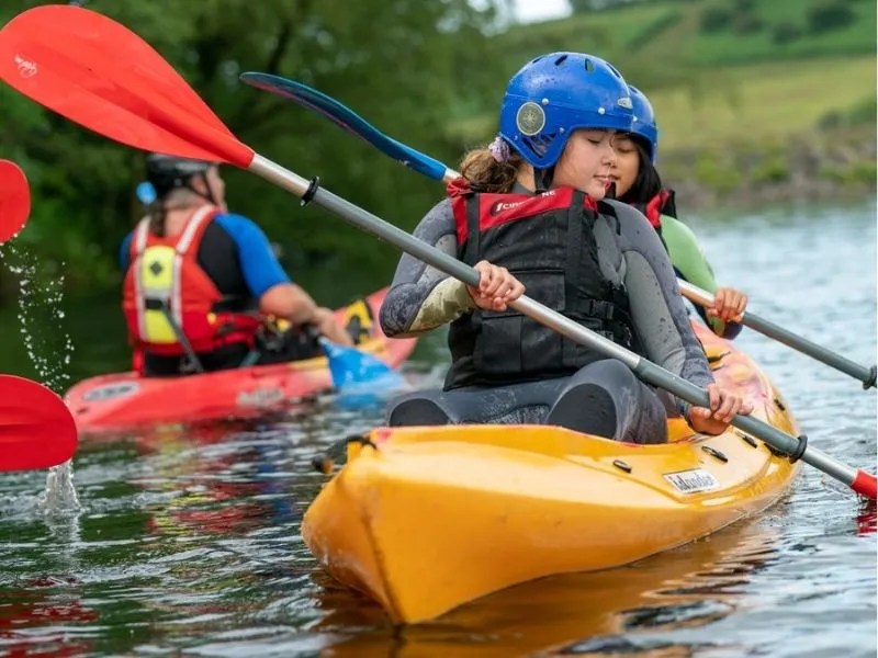 Hoạt động chèo thuyền kayak Swansea Wales