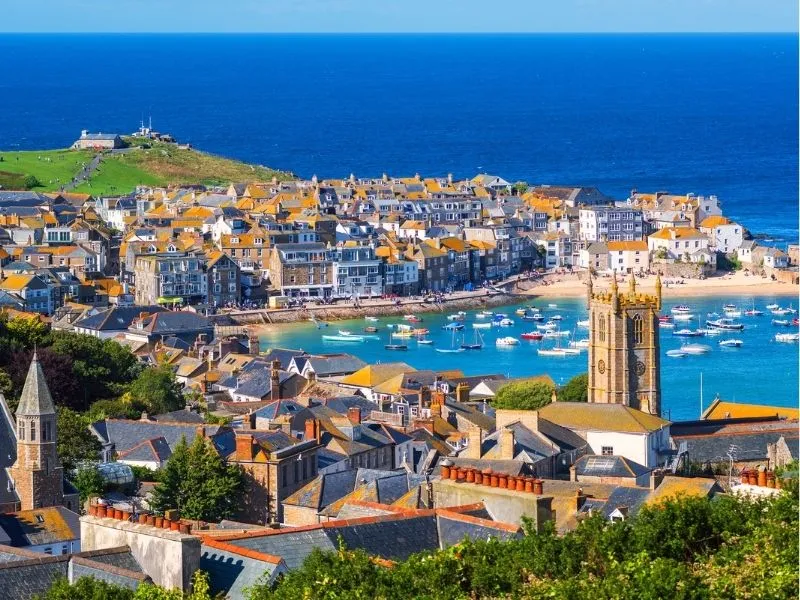 Phiêu lưu đến Cornwall - Vùng duyên hải đẹp tựa tranh vẽ nước Anh