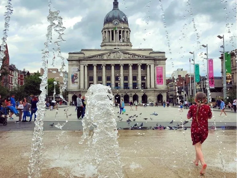 Old Market Square - Trái tim thành phố