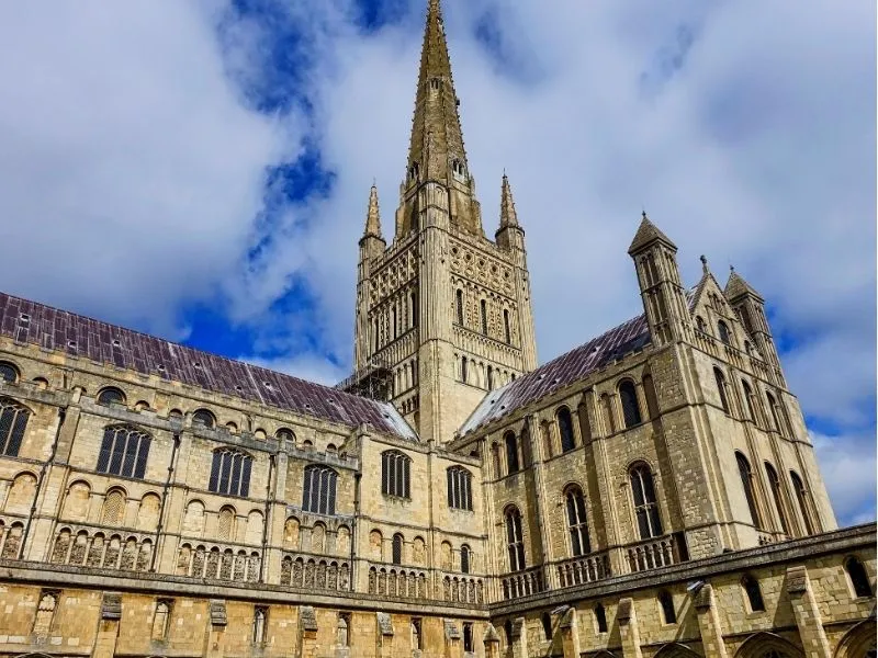 Nhà thờ Norwich - Tuyệt tác Gothic 900 năm tuổi