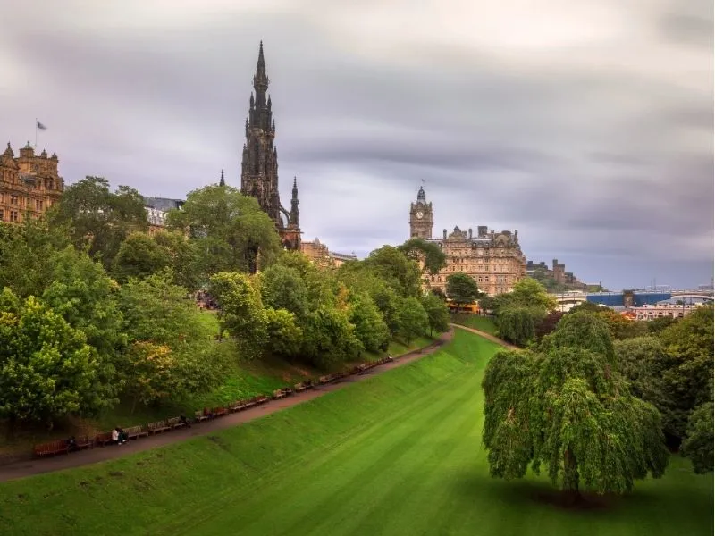 Khu phố cổ tích Princes Street