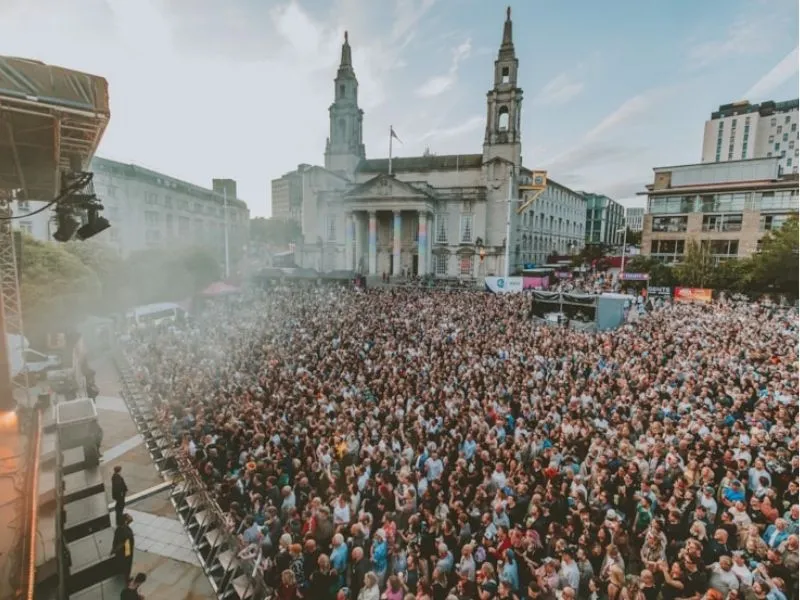 Quảng Trường Thiên Niên Kỷ