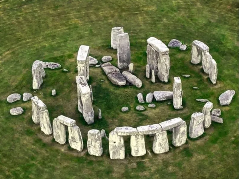 Stonehenge – Kỳ quan tiền sử được UNESCO công nhận
