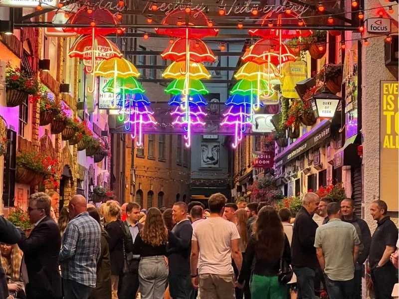 Khu phố Cathedral Quarter