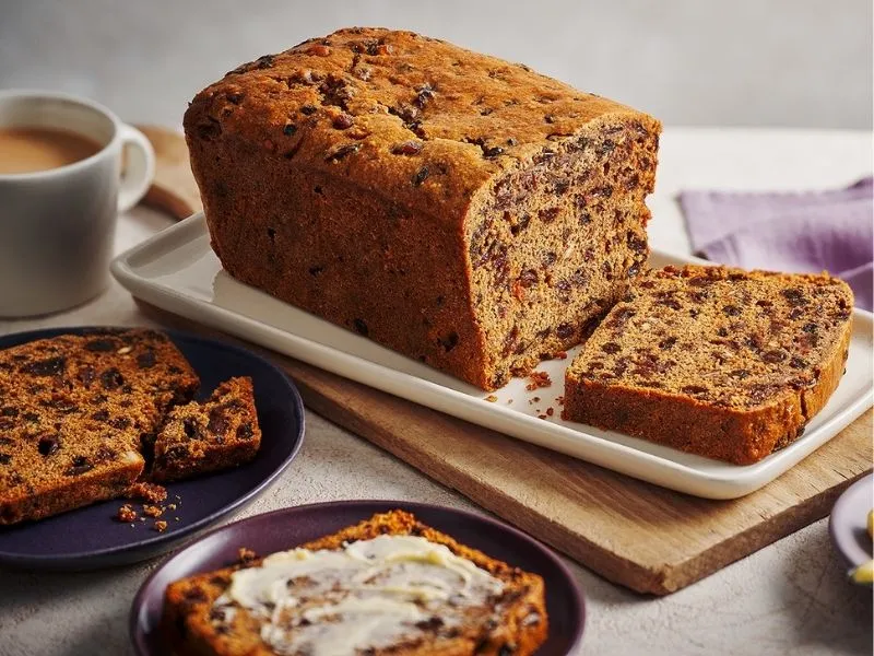 Bara Brith, loại bánh mì trái cây thơm ngọt