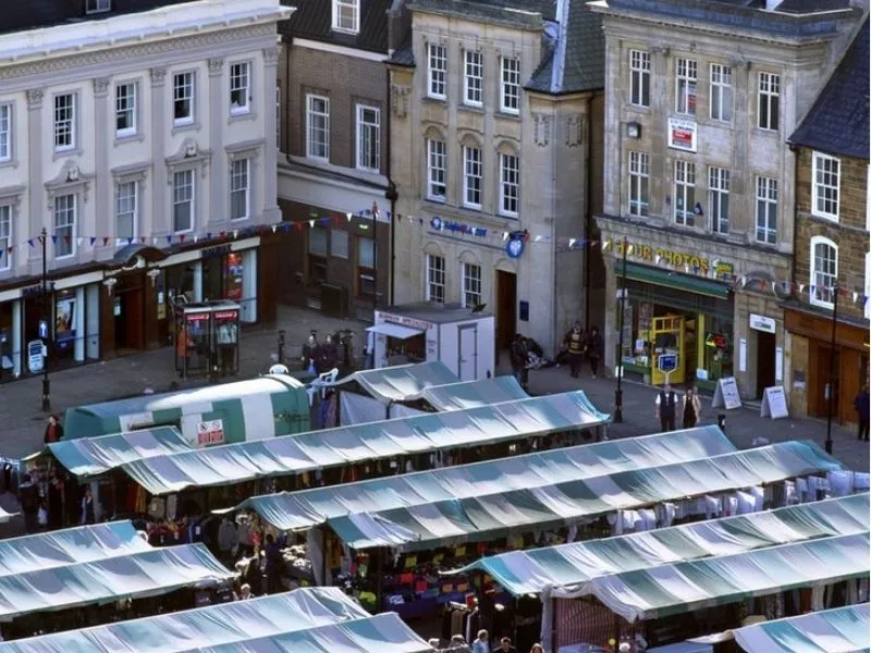 Quảng trường chợ