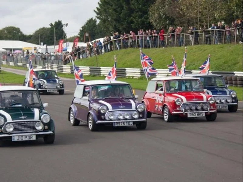 Trường đua Castle Combe Circuit
