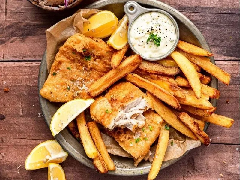 Fish and Chips – Biểu tượng ẩm thực Anh quốc