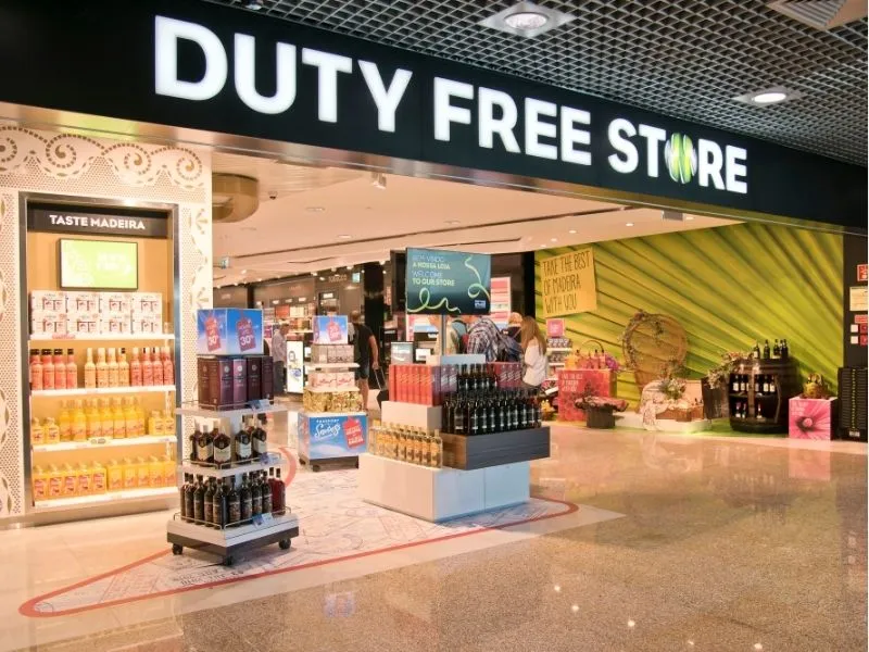 Bạn có thể mua Whisky tại khu vực duty-free