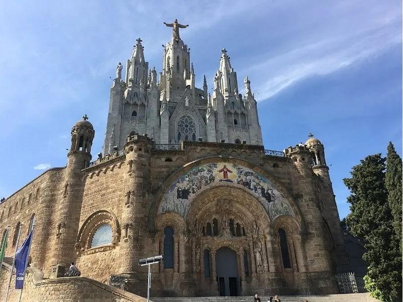 Đền Expiatori del Sagrat Cor – Barcelona