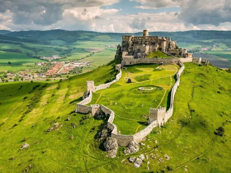 Lâu đài Châu Âu Spis ( Slovakia ) 
