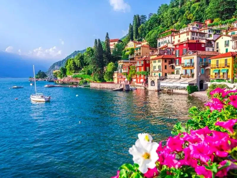 Bờ Biển Amalfi – “Dải lụa” ven biển lộng lẫy của miền Nam nước Ý