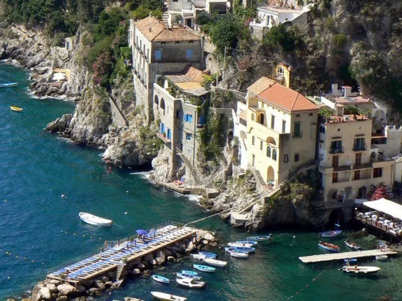 Thị Trấn Conca dei Marini