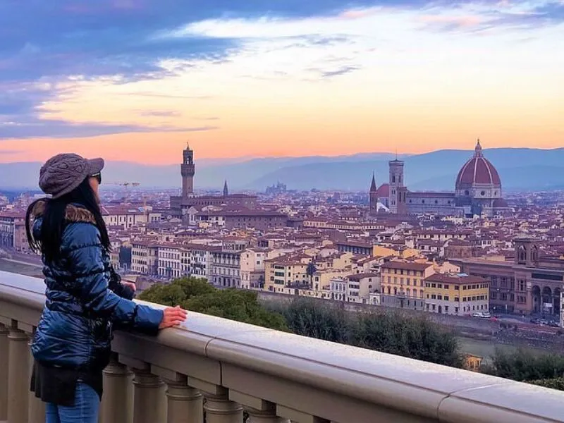Hoàng hôn tại Piazzale Michelangelo