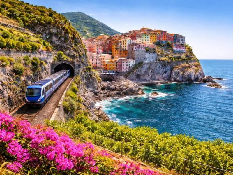 Tàu hỏa (Cinque Terre Express)