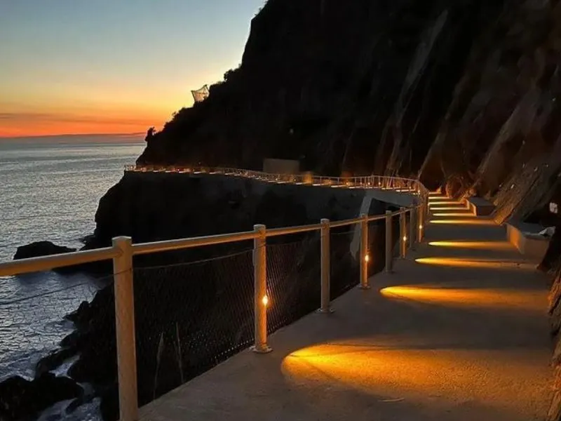 Via dell'Amore (Đường Tình Yêu) ở Cinque Terre