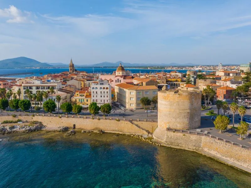 Aglghero - Thành phố cảng xinh đẹp tại Sardinia 