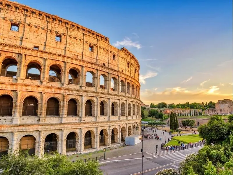 một trong những công trình biểu tượng nổi tiếng nhất của thành phố Rome