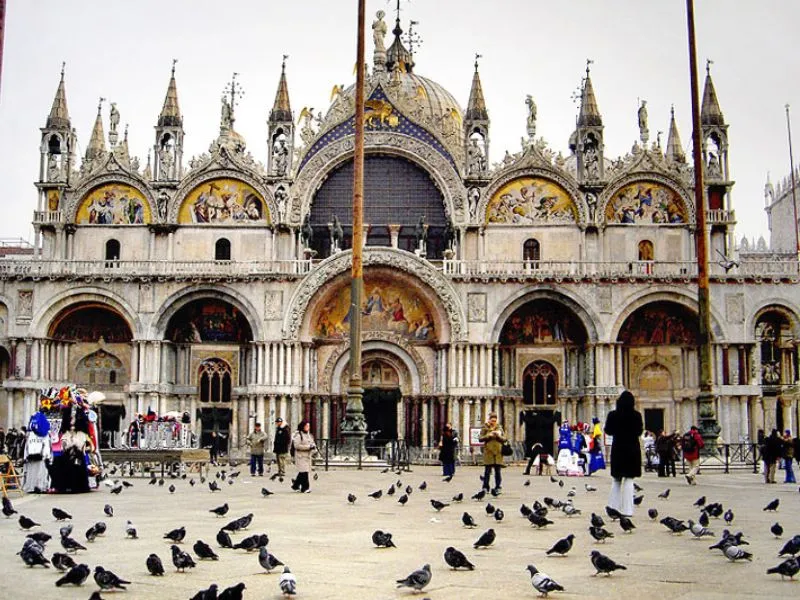 Vương cung thánh đường St. Mark