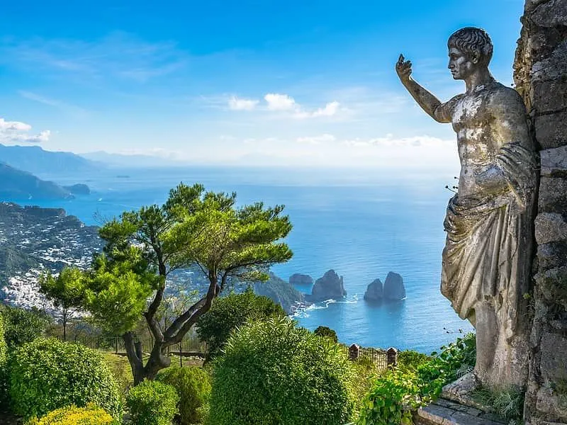 Thị trấn Annacapri & Piazza della Pace