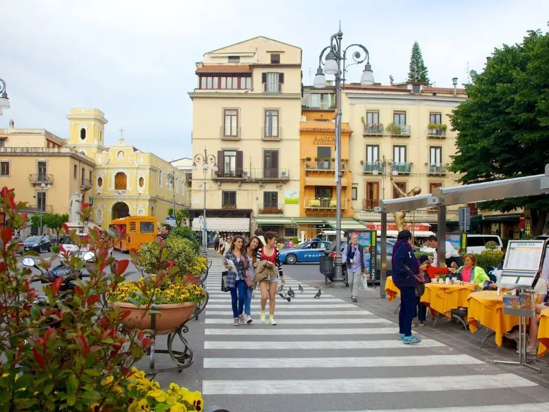 Quảng trường Piazza Tasso