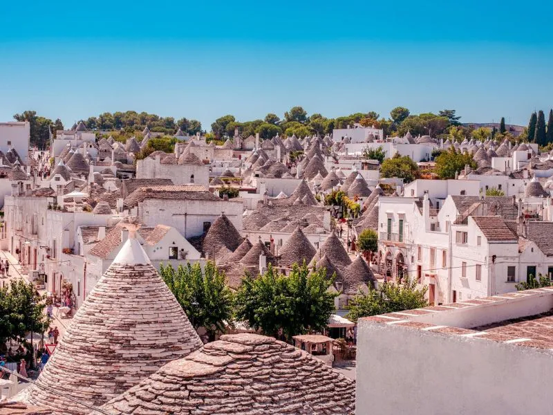 Địa điểm ngắm toàn cảnh thị trấn Alberobello - Belvedere Santa Lucia 