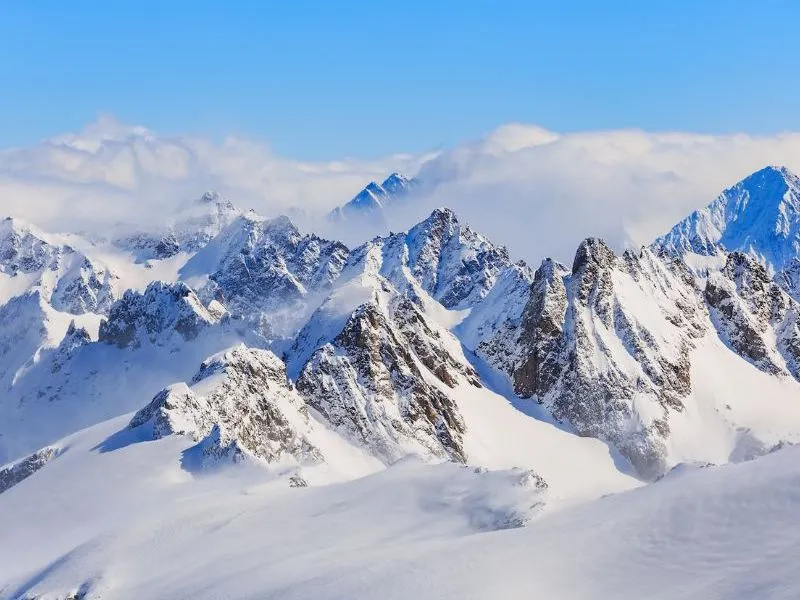 Titlis - đỉnh núi phủ đầy tuyết