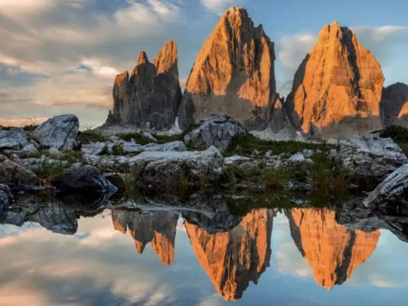 Đi bộ vòng quanh hồ (The loop Hike)