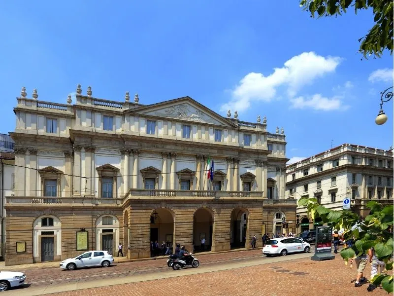 Thời điểm lý tưởng để tham quan nhà hát Opera La Scala