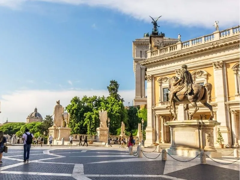 Bảo tàng công cộng lâu đời nhất thế giới