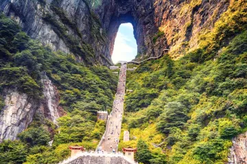 Tour Trung Quốc | Nghi Xương - Trương Gia Giới - Phượng Hoàng Cổ Trấn 6 ngày 5 đêm